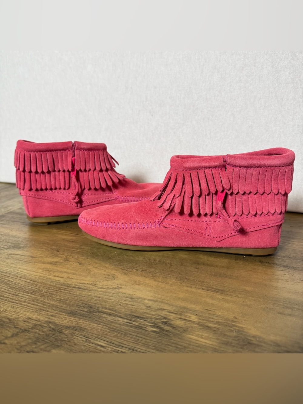 Minnetonka Child’s Double Fringe Side Zip - Hot Pink - Child Size 4